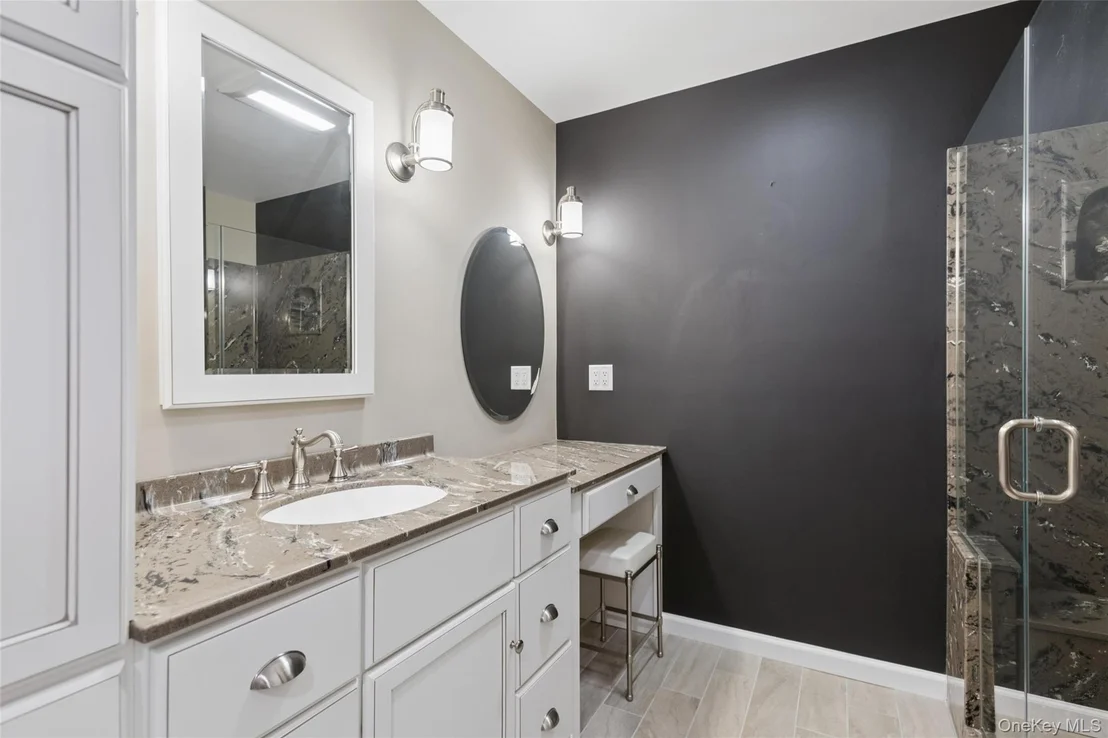 Photo of 415 Vassar Place