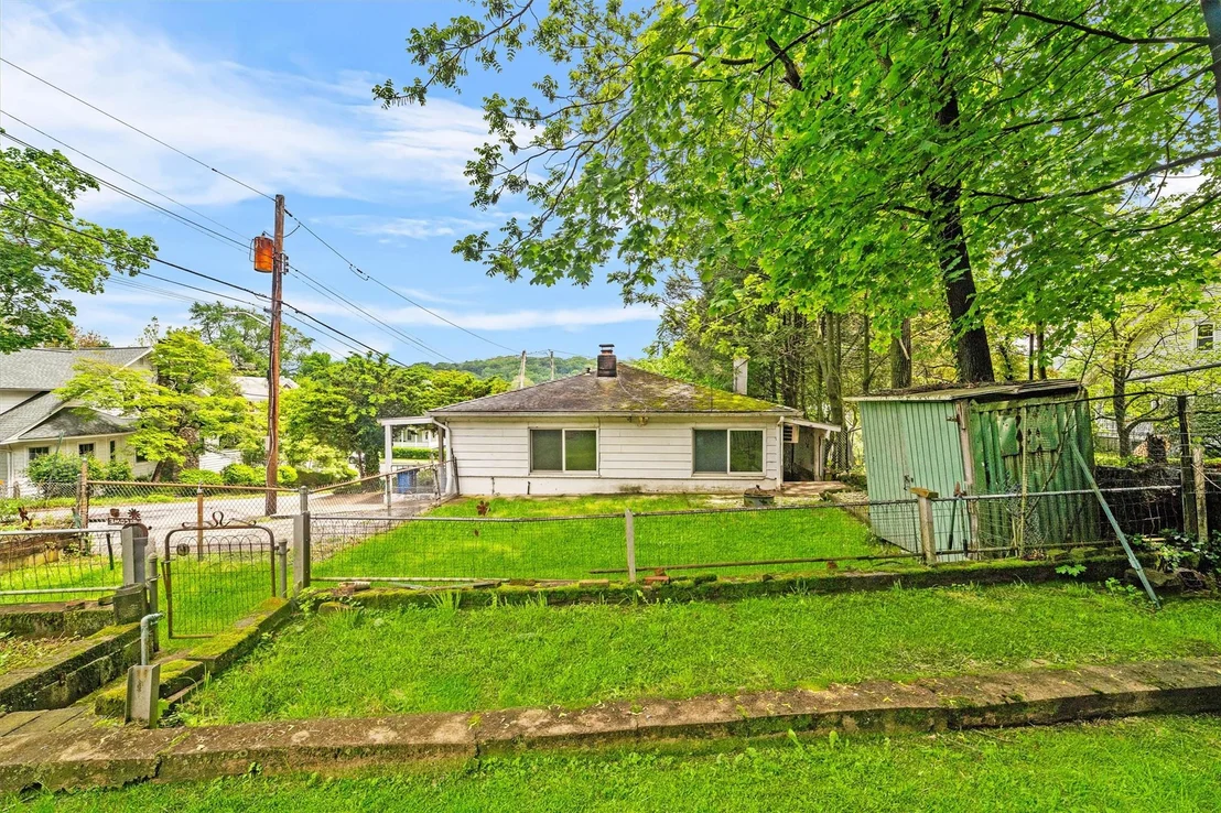 Photo of 420 Nelson Avenue