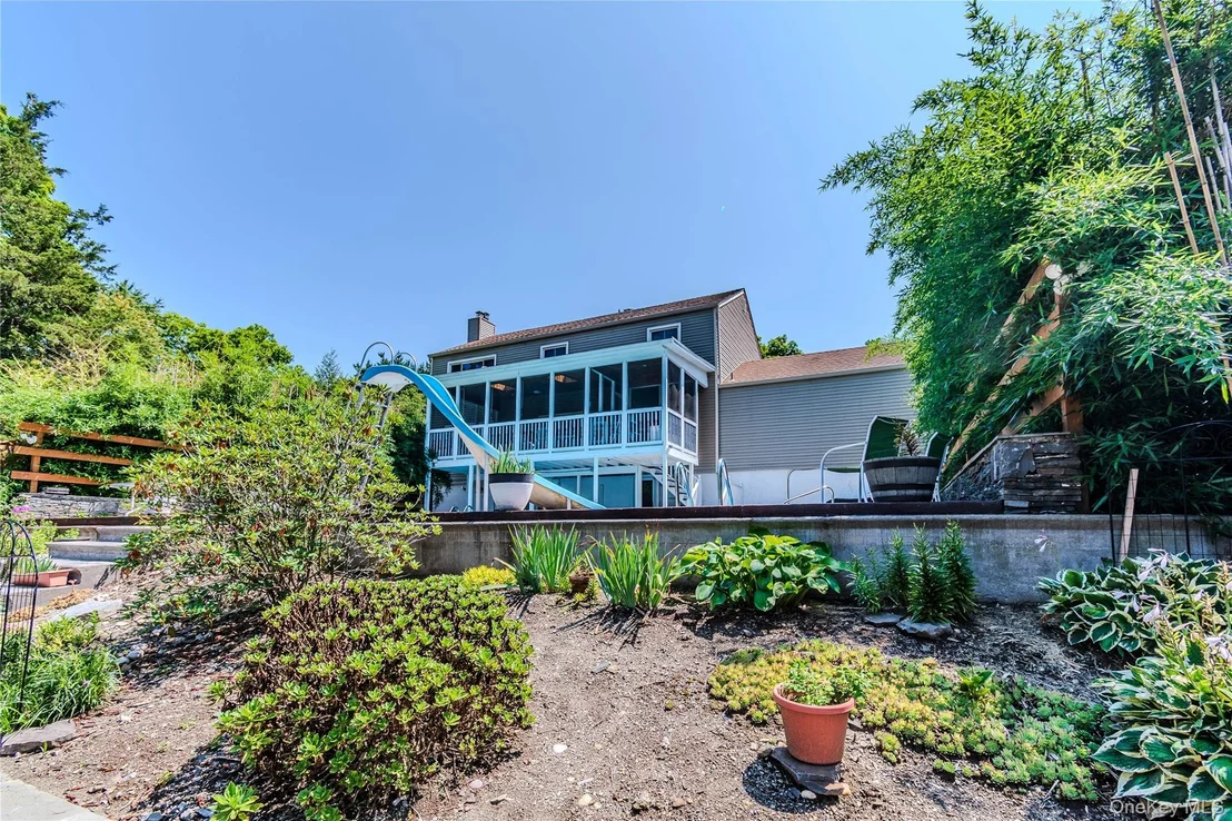 Photo of 10 Old Mill Drive