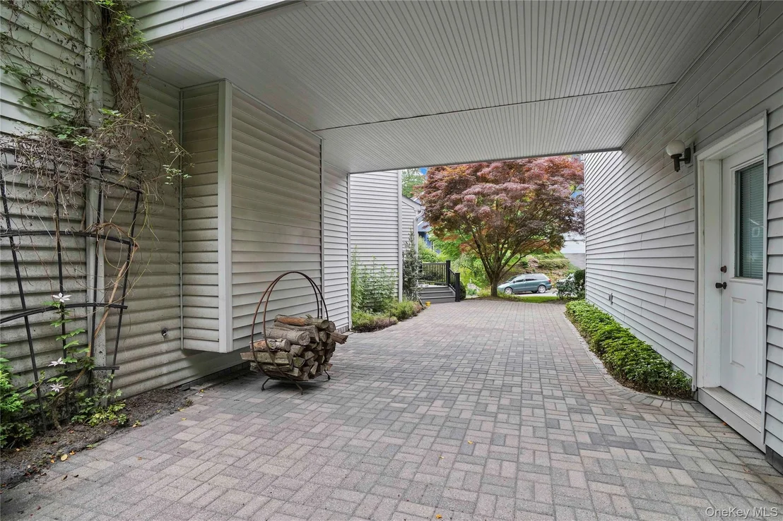 Photo of 130 Bramblebrook Road