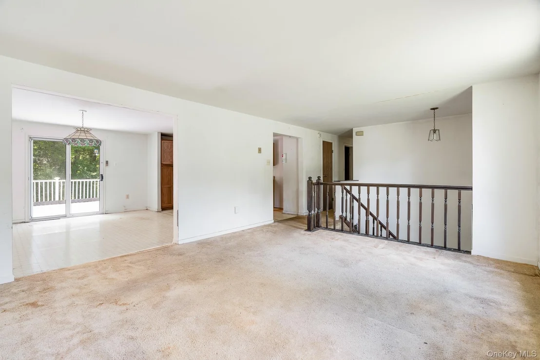 Photo of 16 Riverside Drive