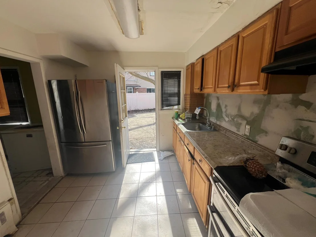 Photo of 827 Catalpa Drive