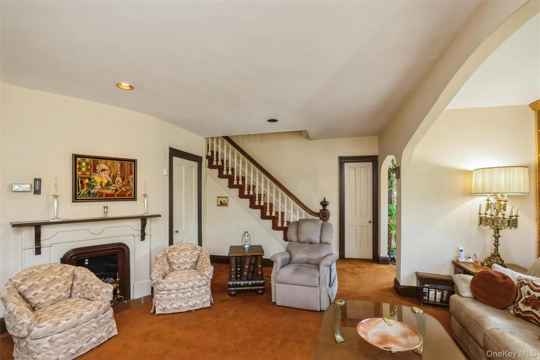 Photo of 17 Crampton Avenue