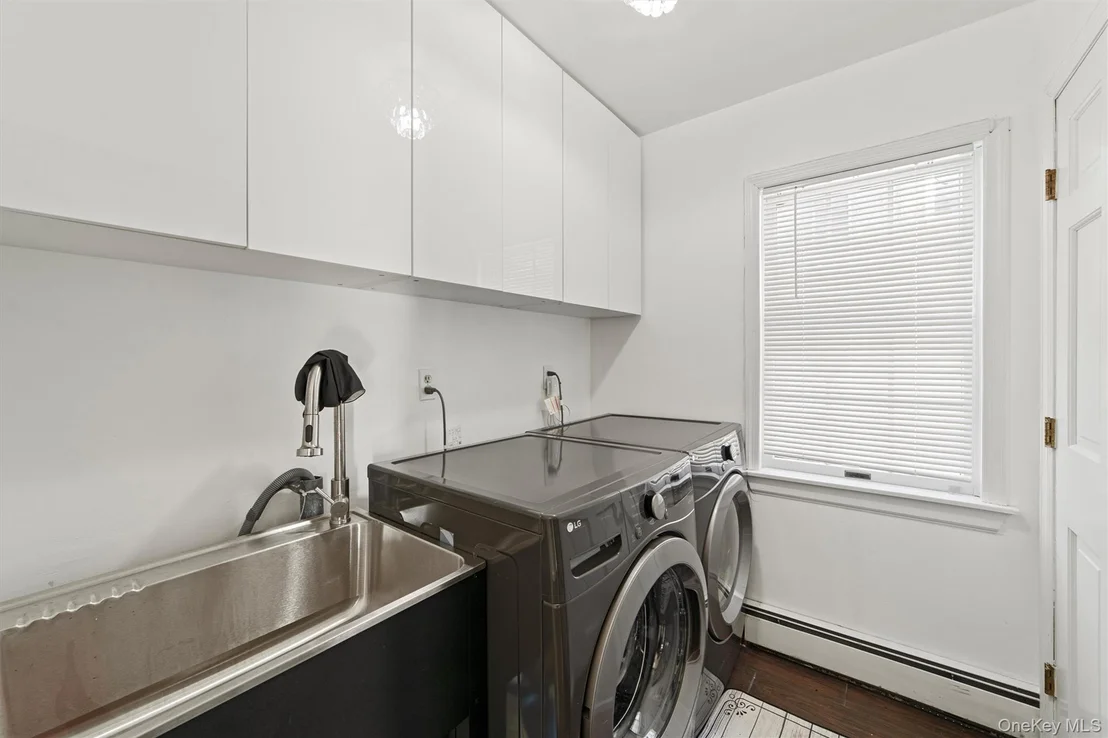 Photo of 21 Pershing Avenue