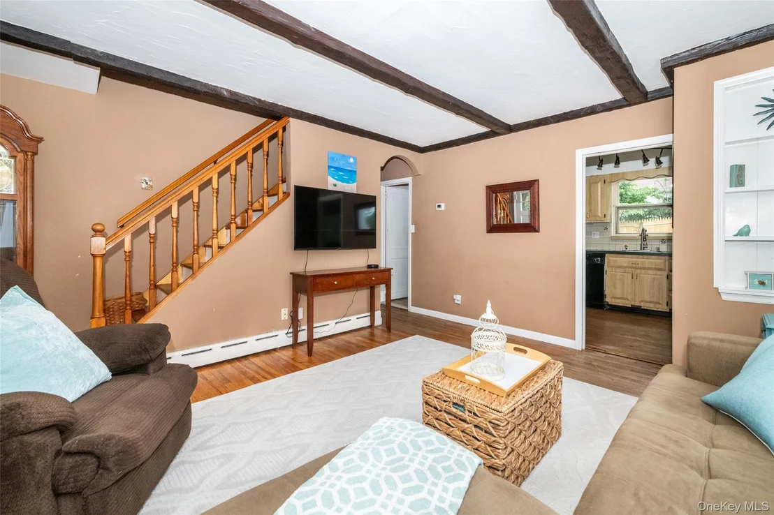 Photo of 40 Florence Avenue