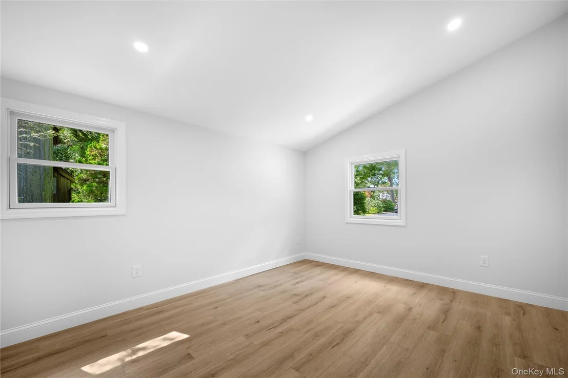 Photo of 87 Cranford Boulevard