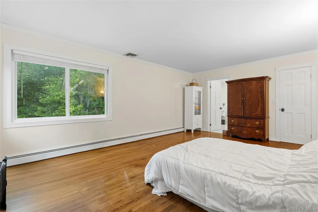Photo of 65 Cliffside Lane