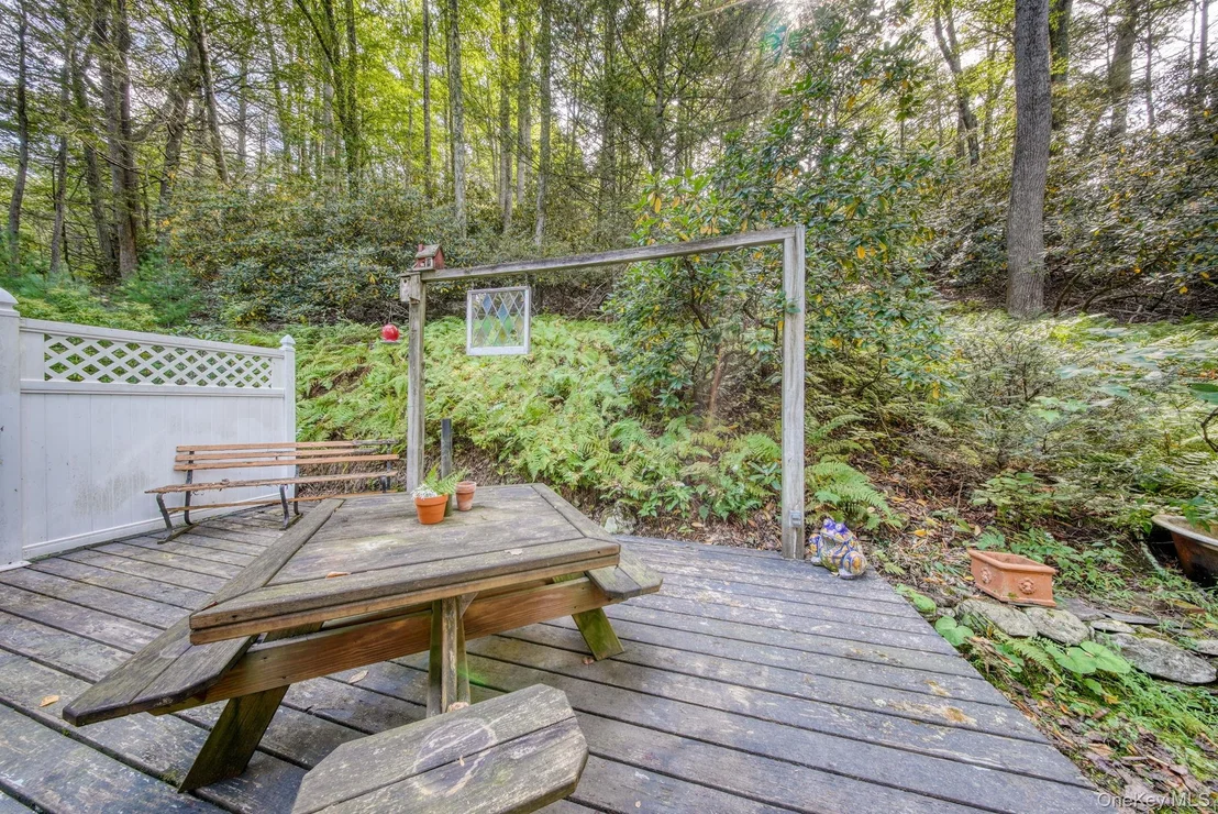 Photo of 2 Shingle Kill Court