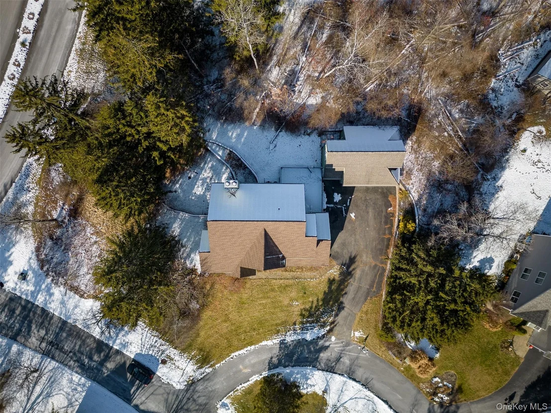Photo of 2 Bridle Way