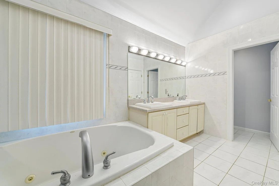 Photo of 2175 Helene Avenue