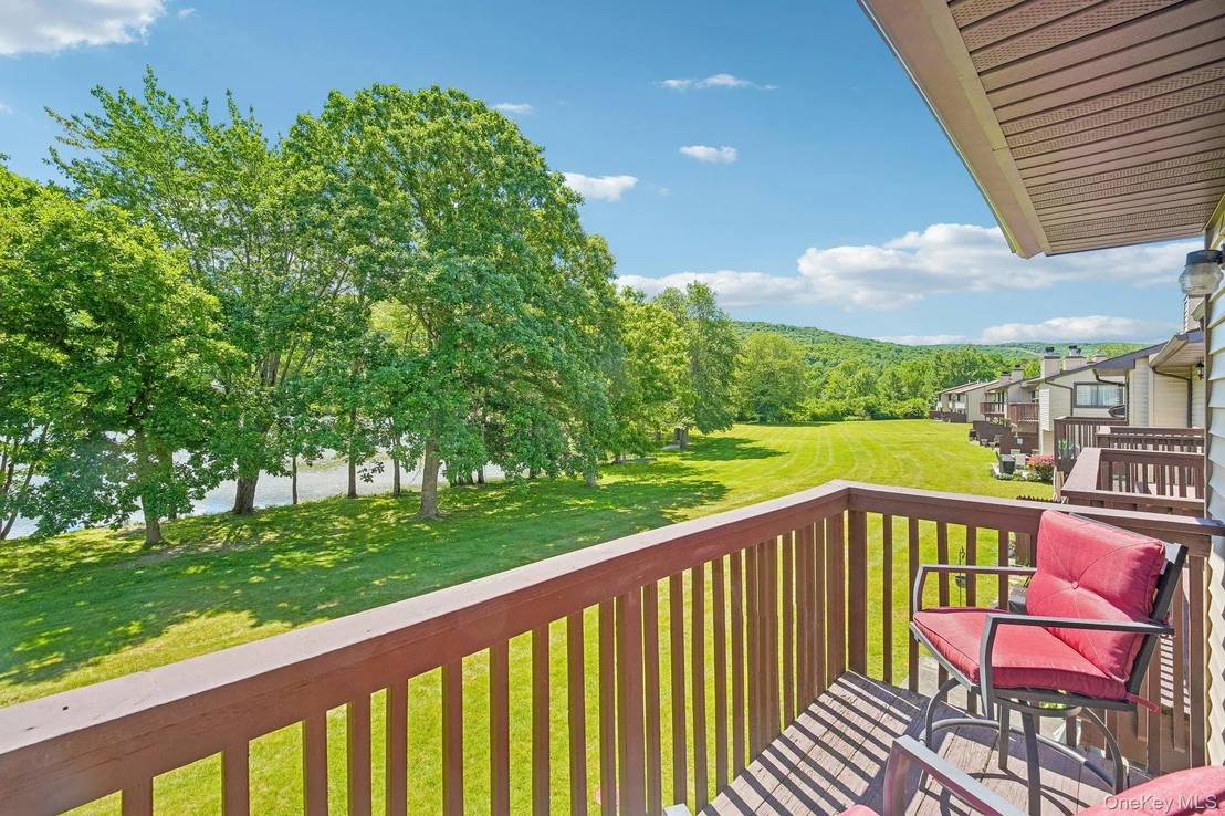 Photo of 174 Eagleton Drive