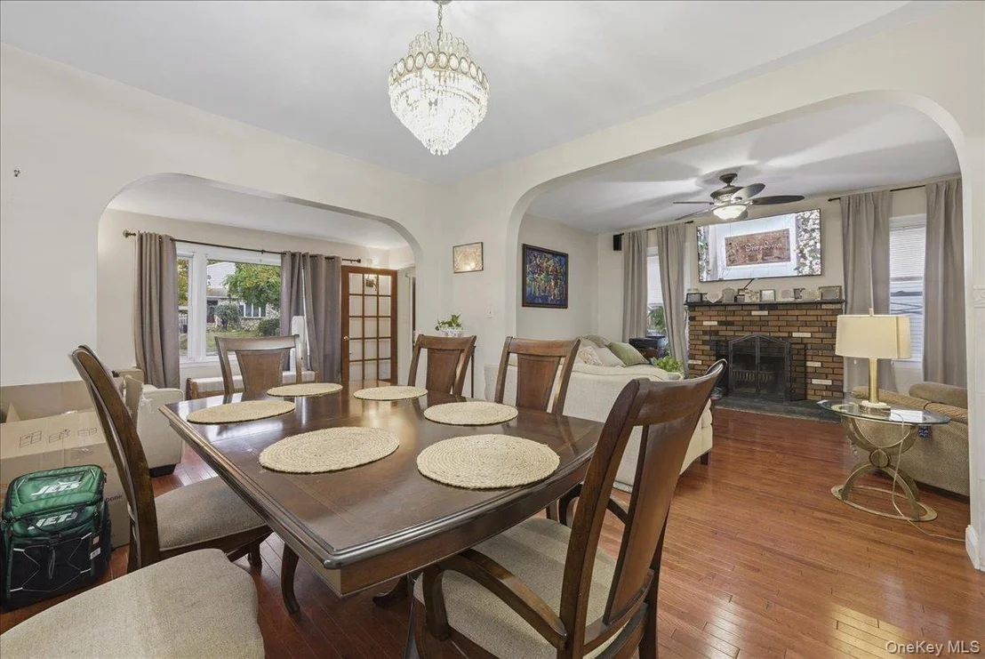 Photo of 32 Franklin Avenue