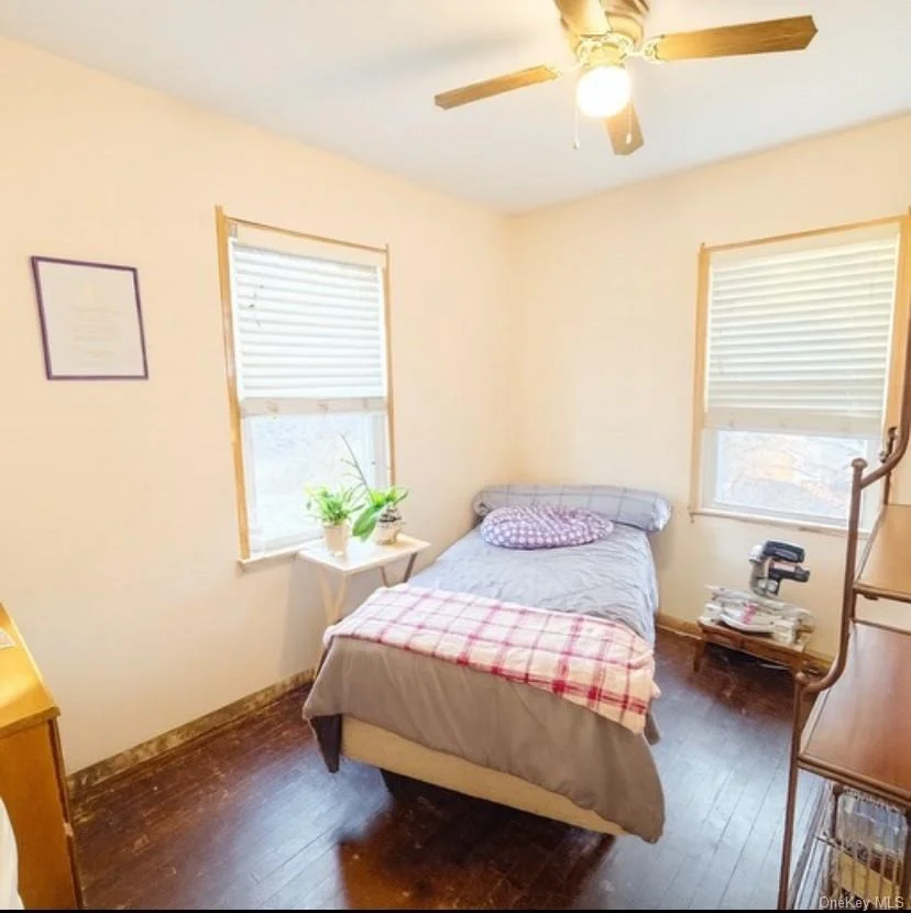 Photo of 220 Larch Lane