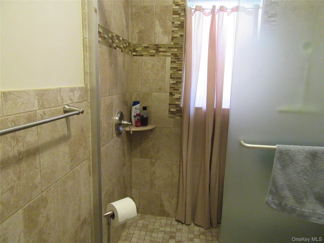 Photo of 28 Laurel Trail