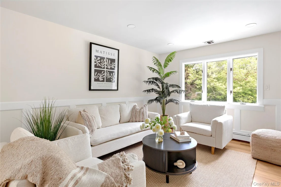 Photo of 19 Mott Drive