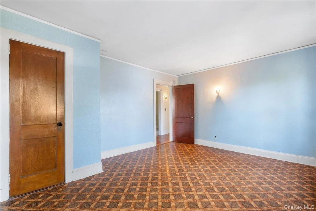 Photo of 315 Fenimore Road