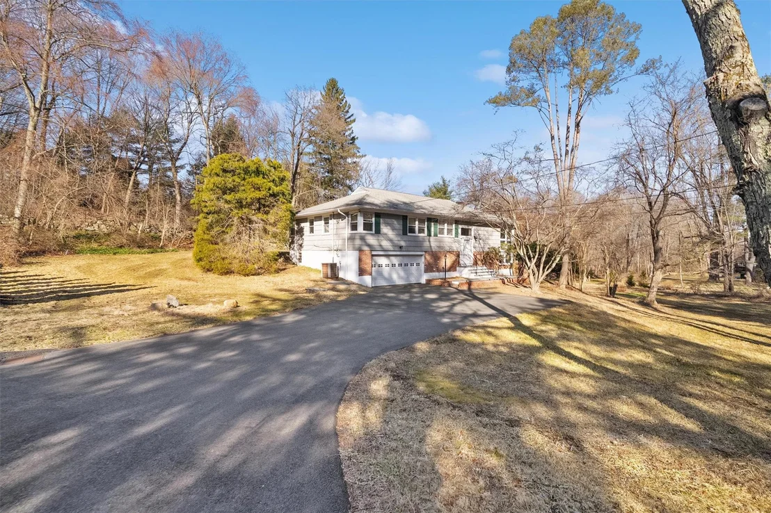 Photo of 16 Garey Drive