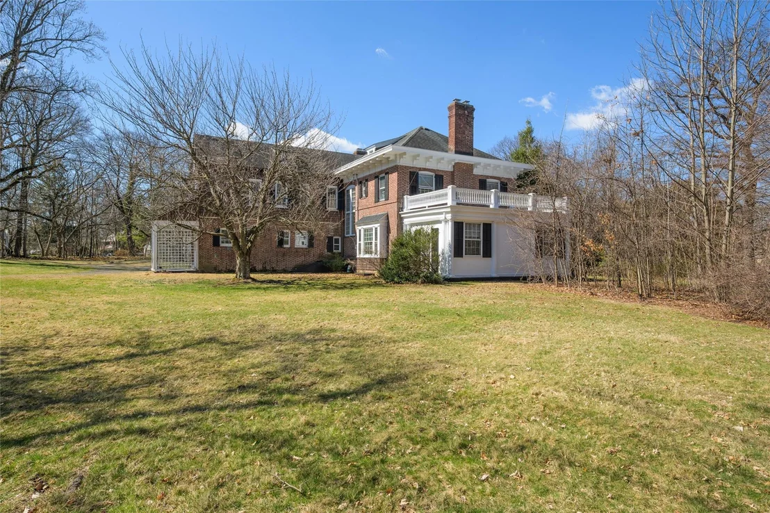 Photo of 44 North Drive