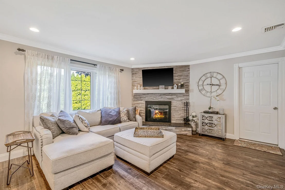Photo of 31 Dillon Drive