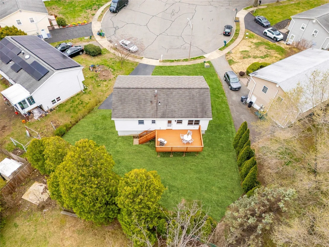 Photo of 18 Eakman Drive