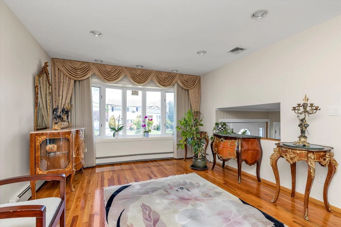 Photo of 427 Wanamaker Street