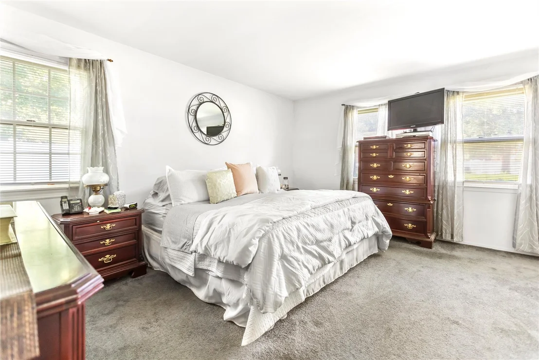 Photo of 39 Winfield Davis Drive