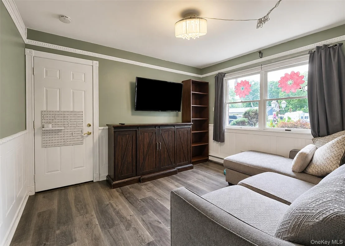 Photo of 5 Avenue B