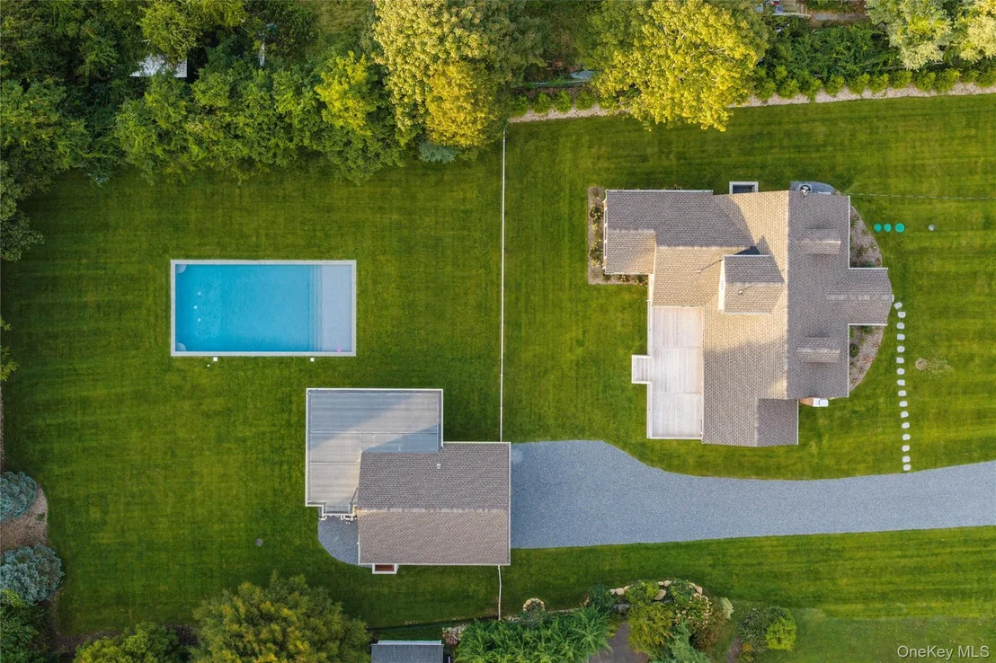 Photo of 605 Cedar Drive