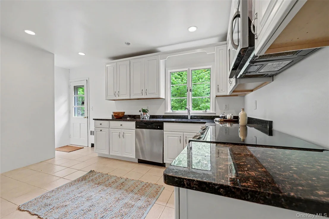 Photo of 28 Valley View Road