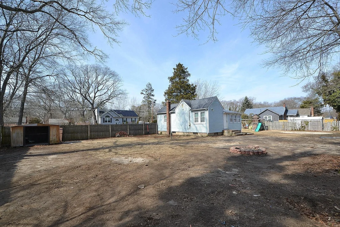 Photo of 179 Lynbrook Drive