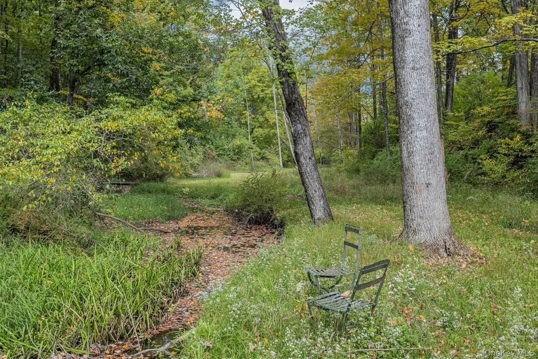 Photo of 75 Cushman Road