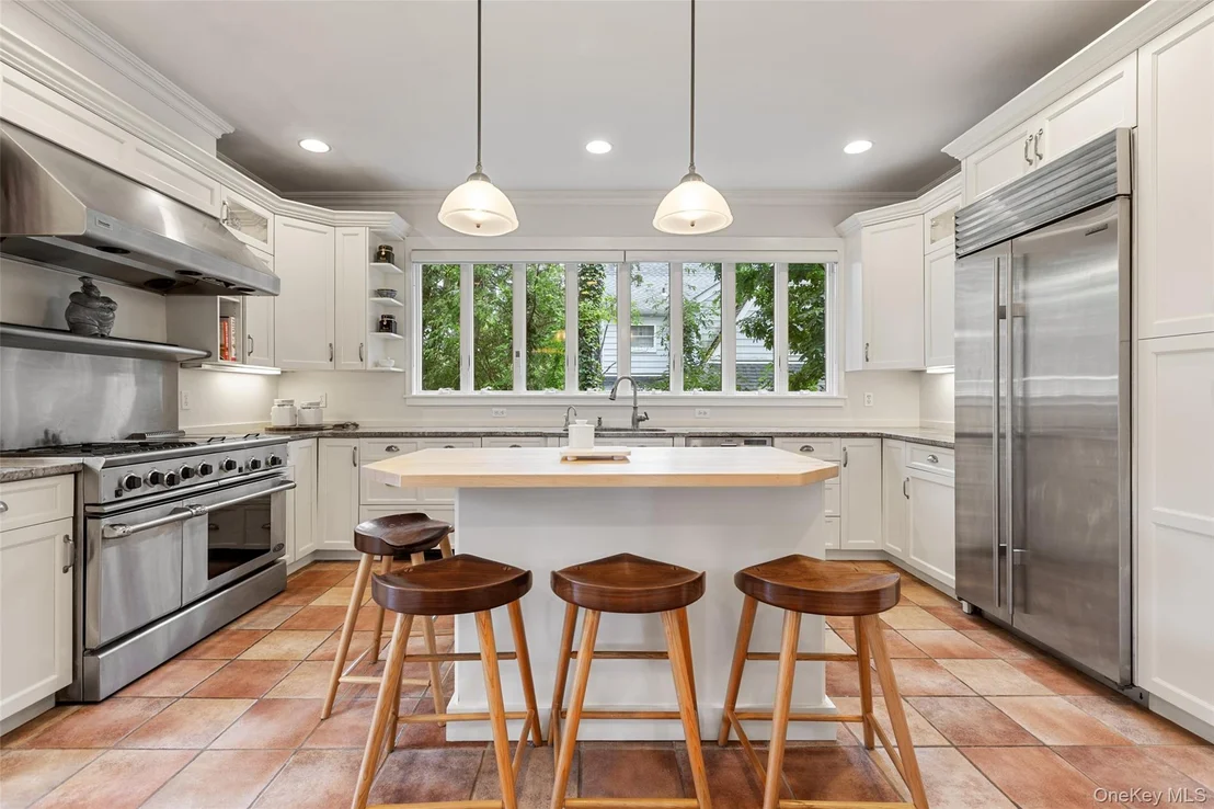 Photo of 32 Lynden Street
