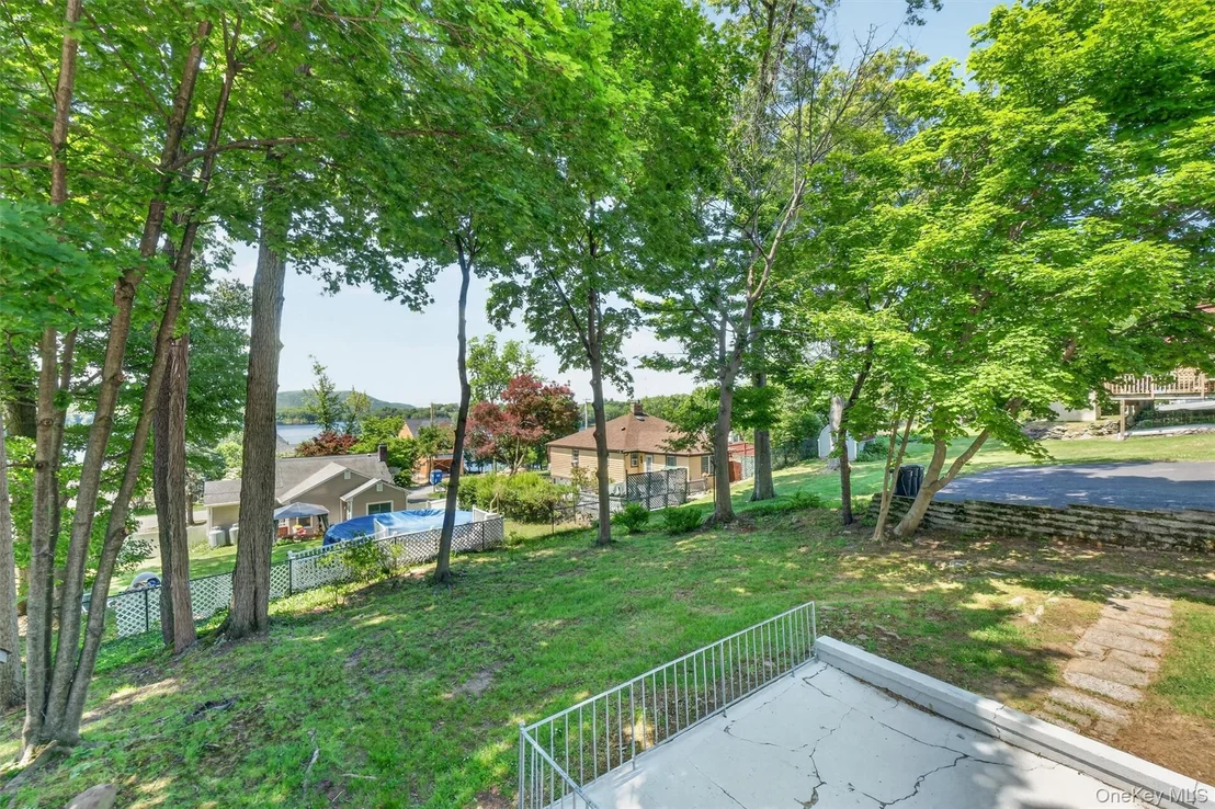 Photo of 333 Oak Drive