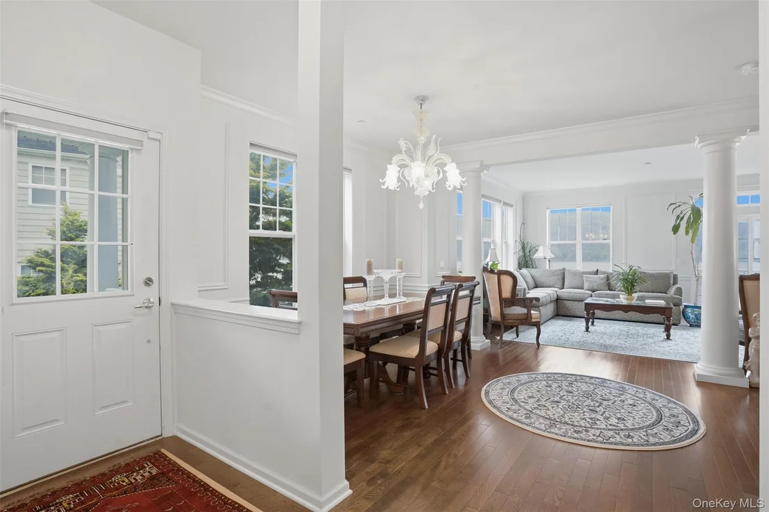 Photo of 136 Hudson Pointe Drive
