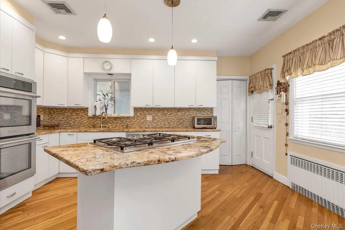 Photo of 757 Bixby Drive
