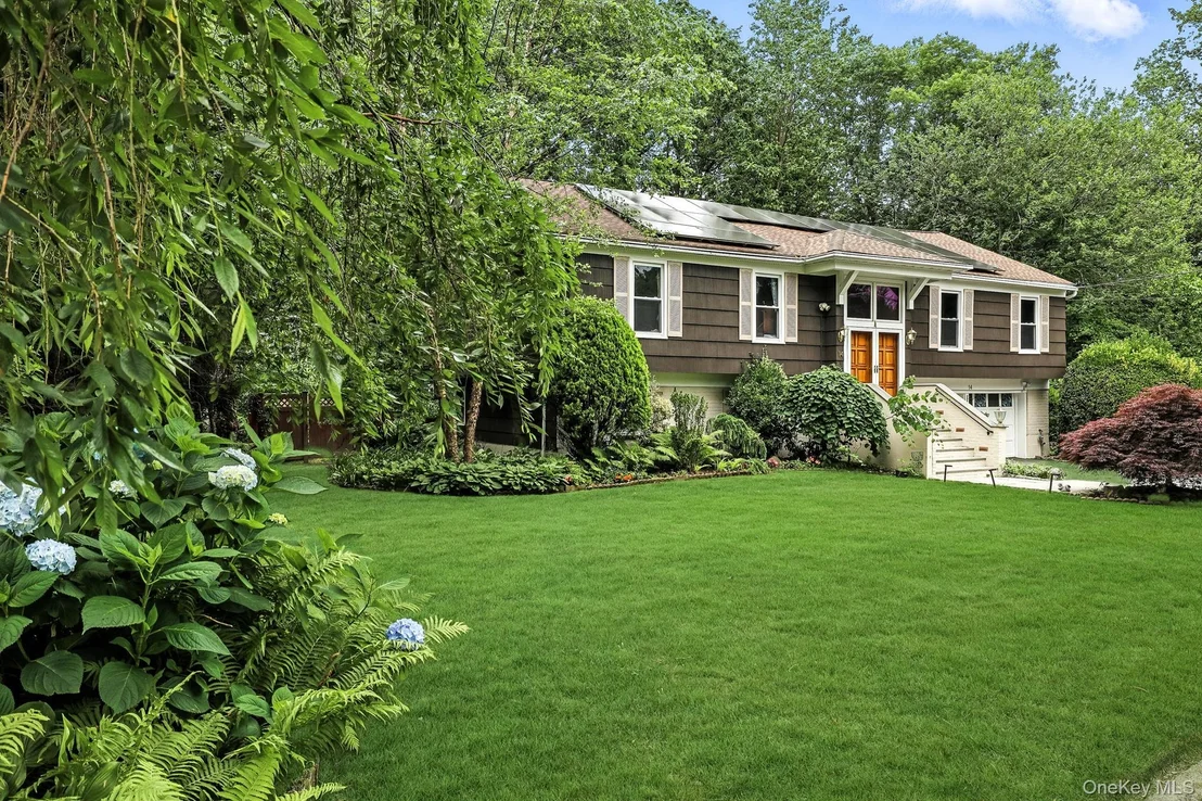 Photo of 14 Edgemont Circle