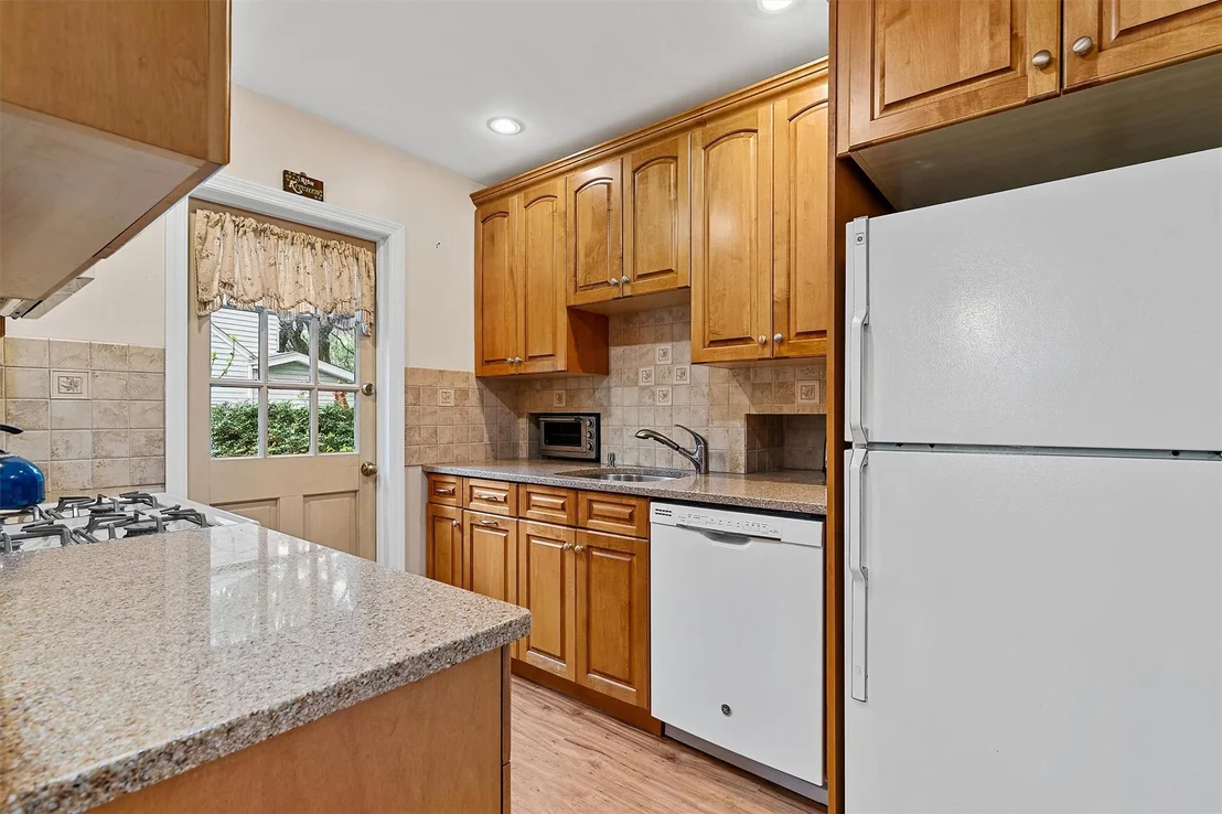 Photo of 16 Garretson Road