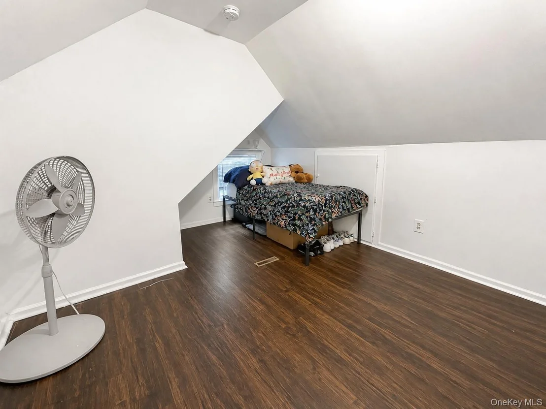 Photo of 312 Bay Street