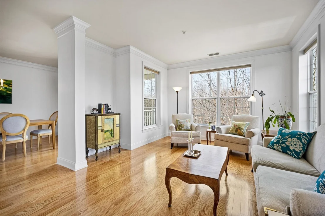 Photo of 134 Regency Drive