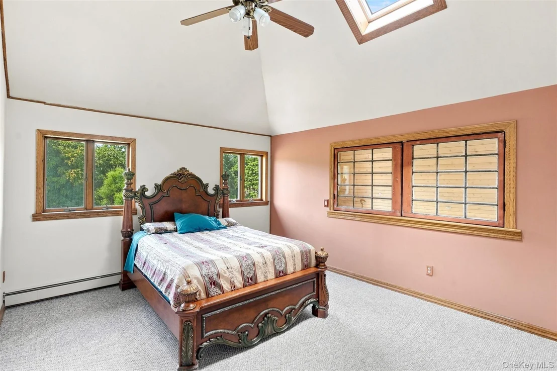 Photo of 289 Pine Grove Road
