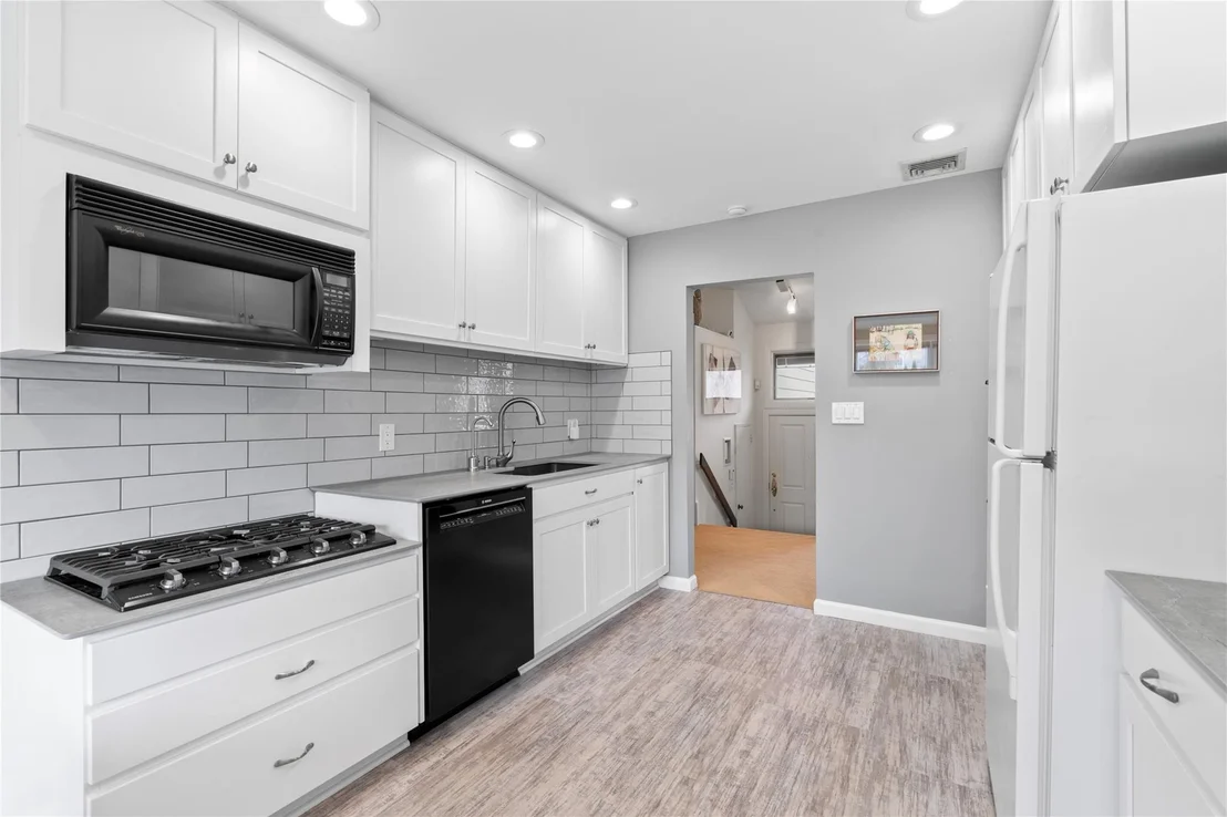 Photo of 256 Forest Drive