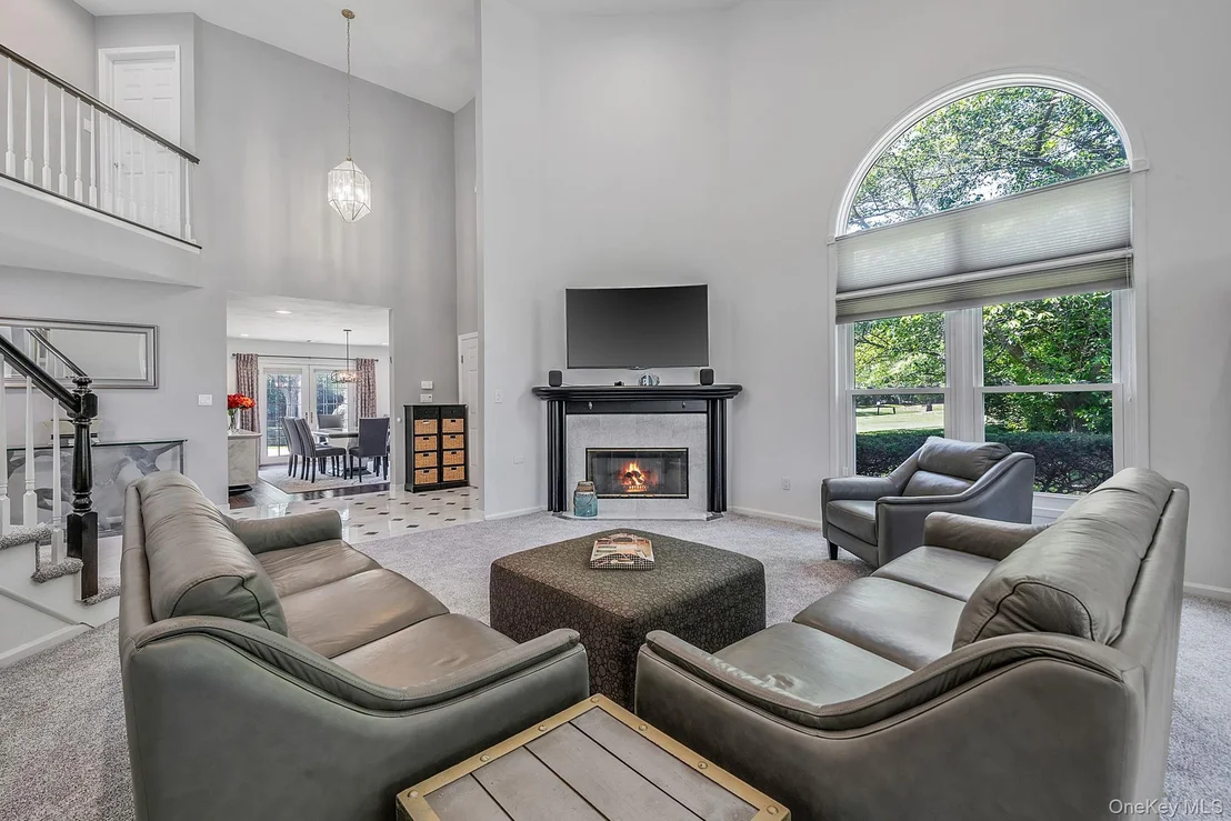 Photo of 86 Hamlet Drive