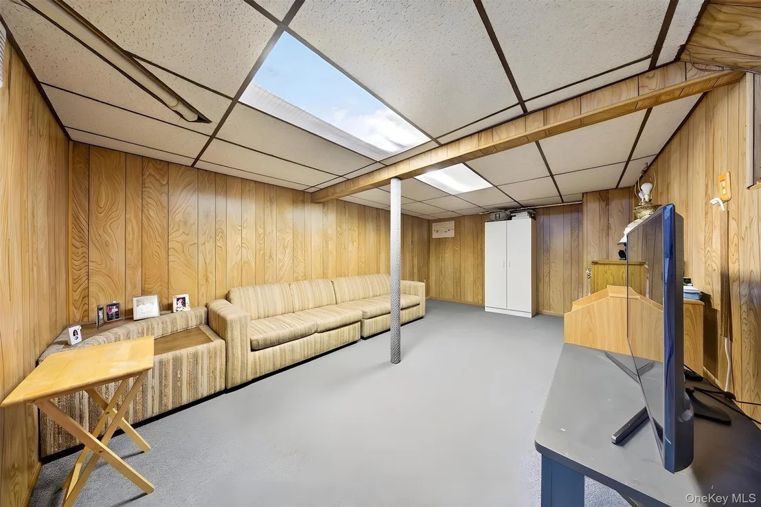 Photo of 141 Cold Spring Road