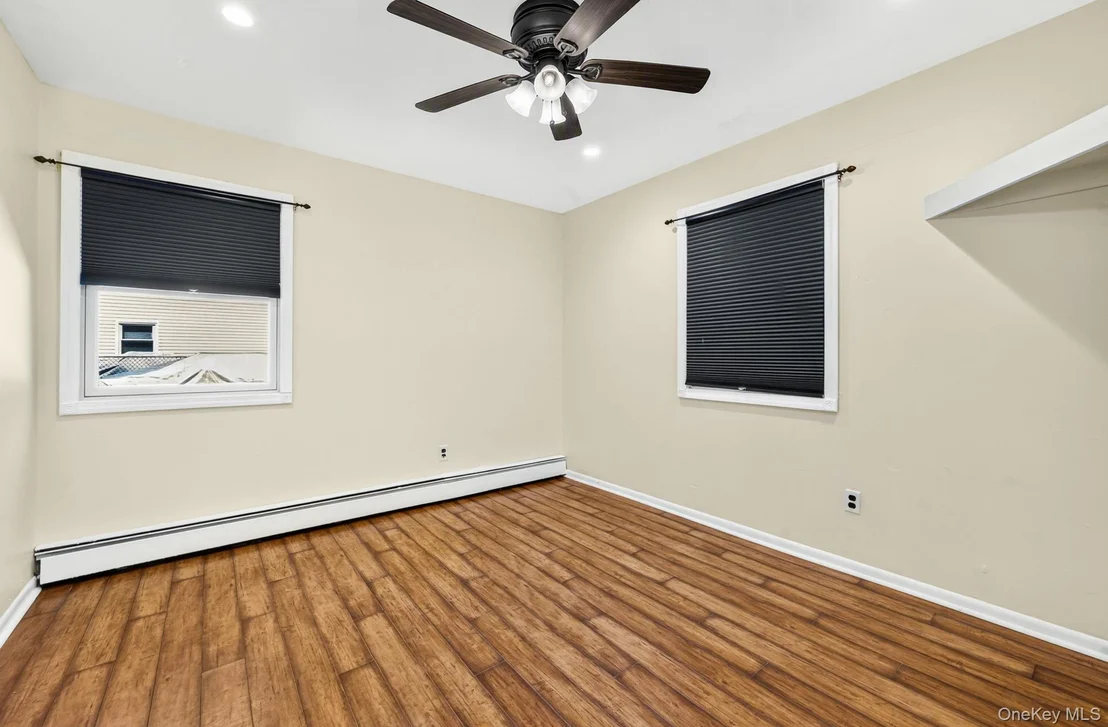 Photo of 469 Carnation Drive