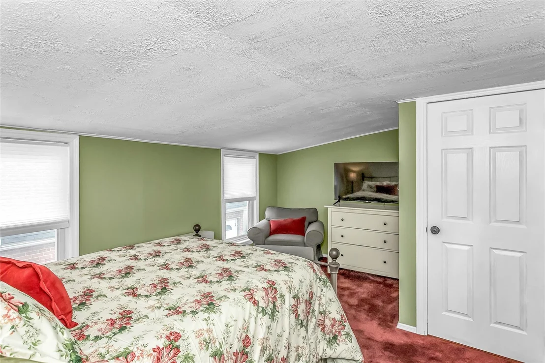 Photo of 17 Hillside Avenue