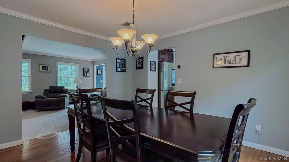 Photo of 87 Winchester Drive