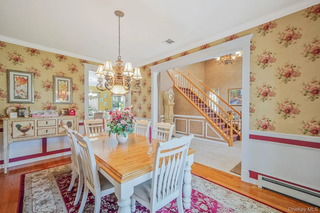 Photo of 9 Tuthill Creek Drive