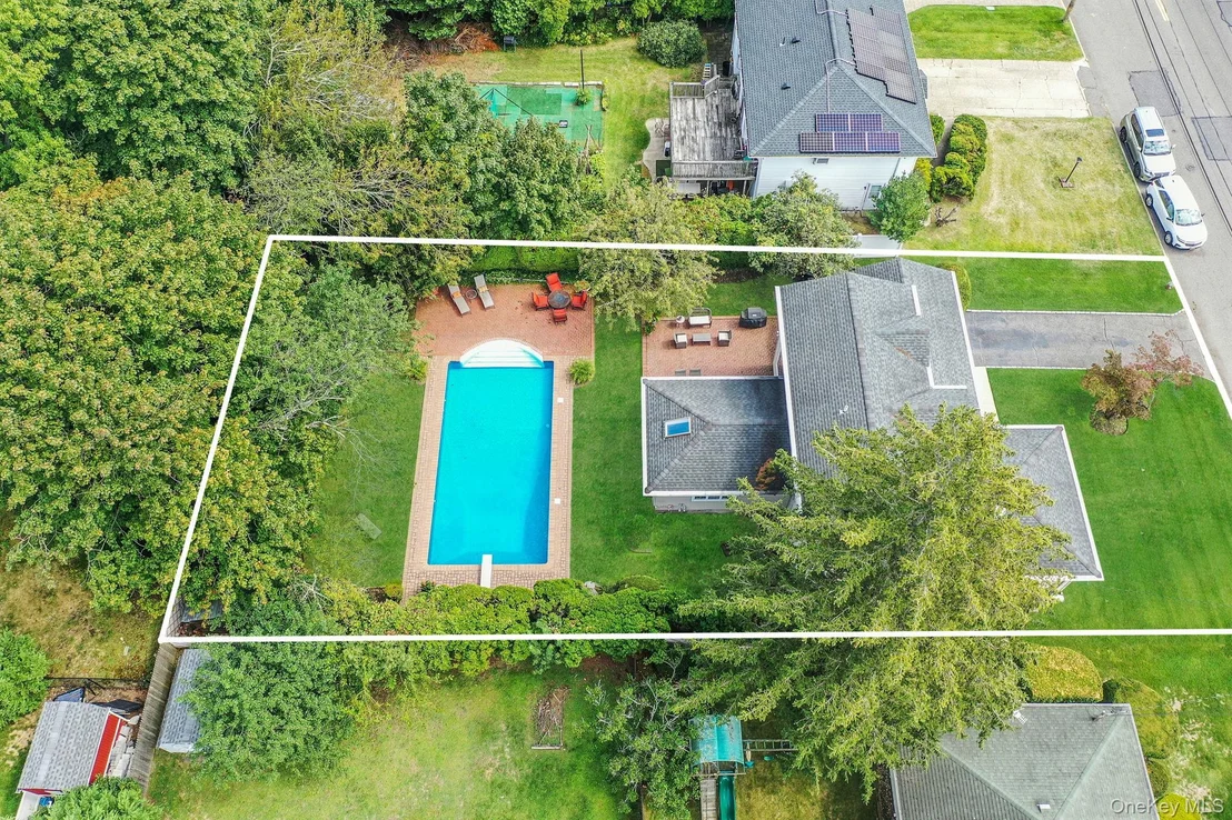 Photo of 122 Southern Parkway