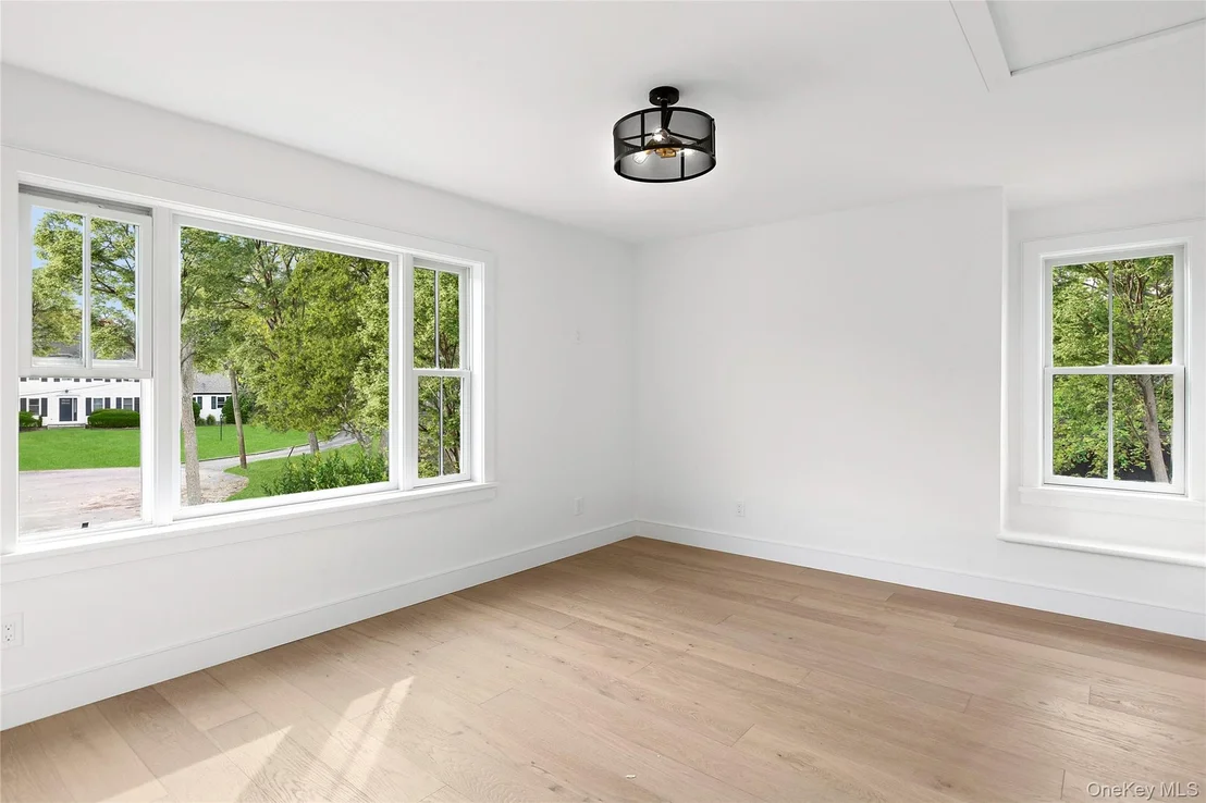 Photo of 5 Pheasant Lane