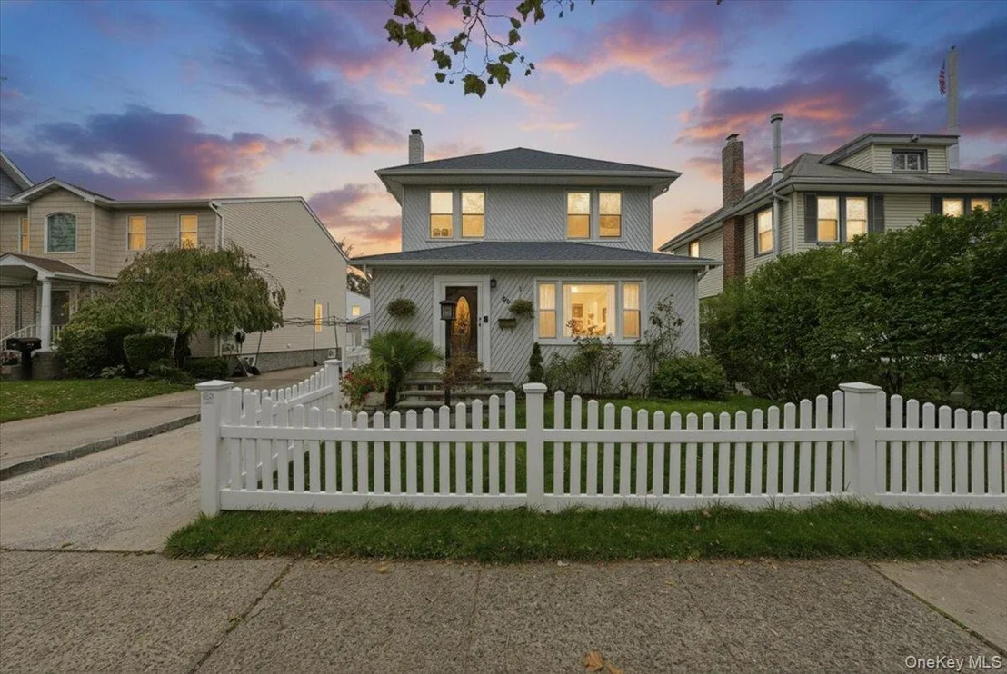 Photo of 32 Franklin Avenue